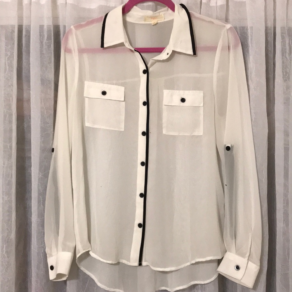 Cute blouse